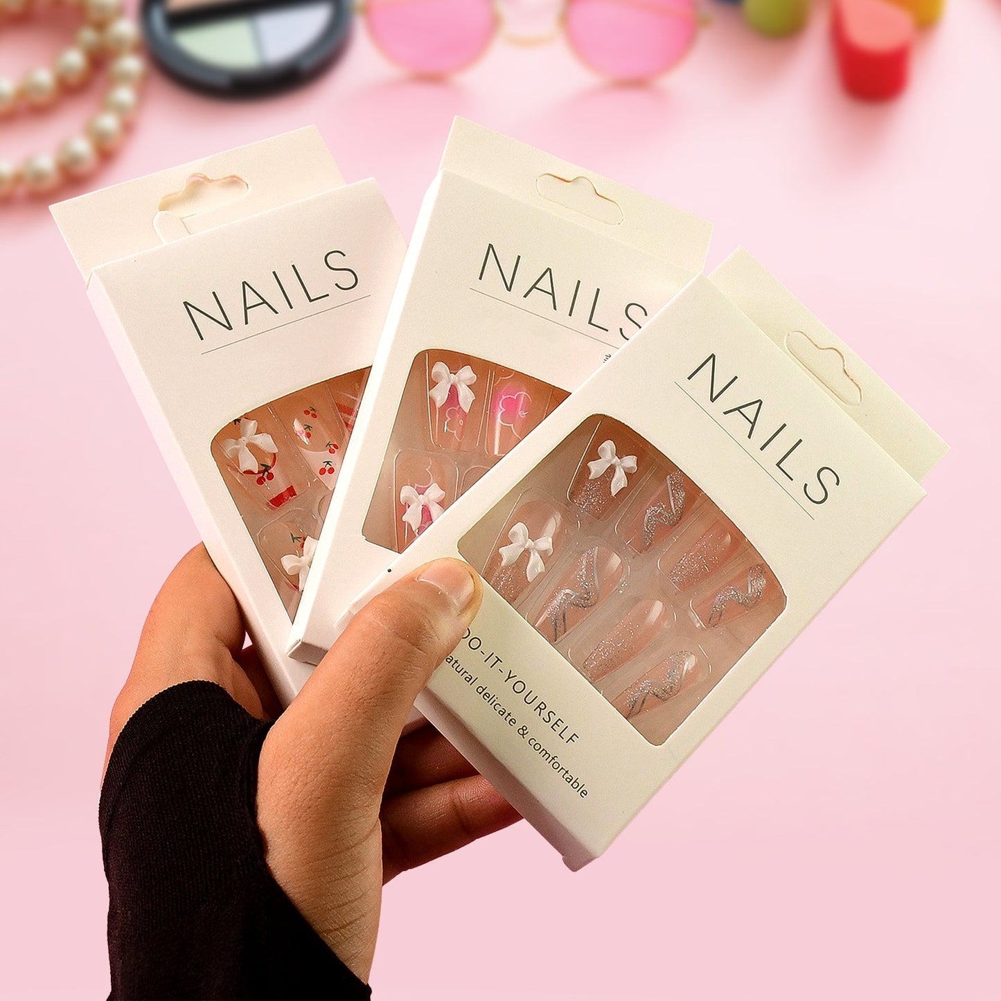 Reusable Press-On Artificial Nails with Adhesive Stickers fake nails (1 Pkt)